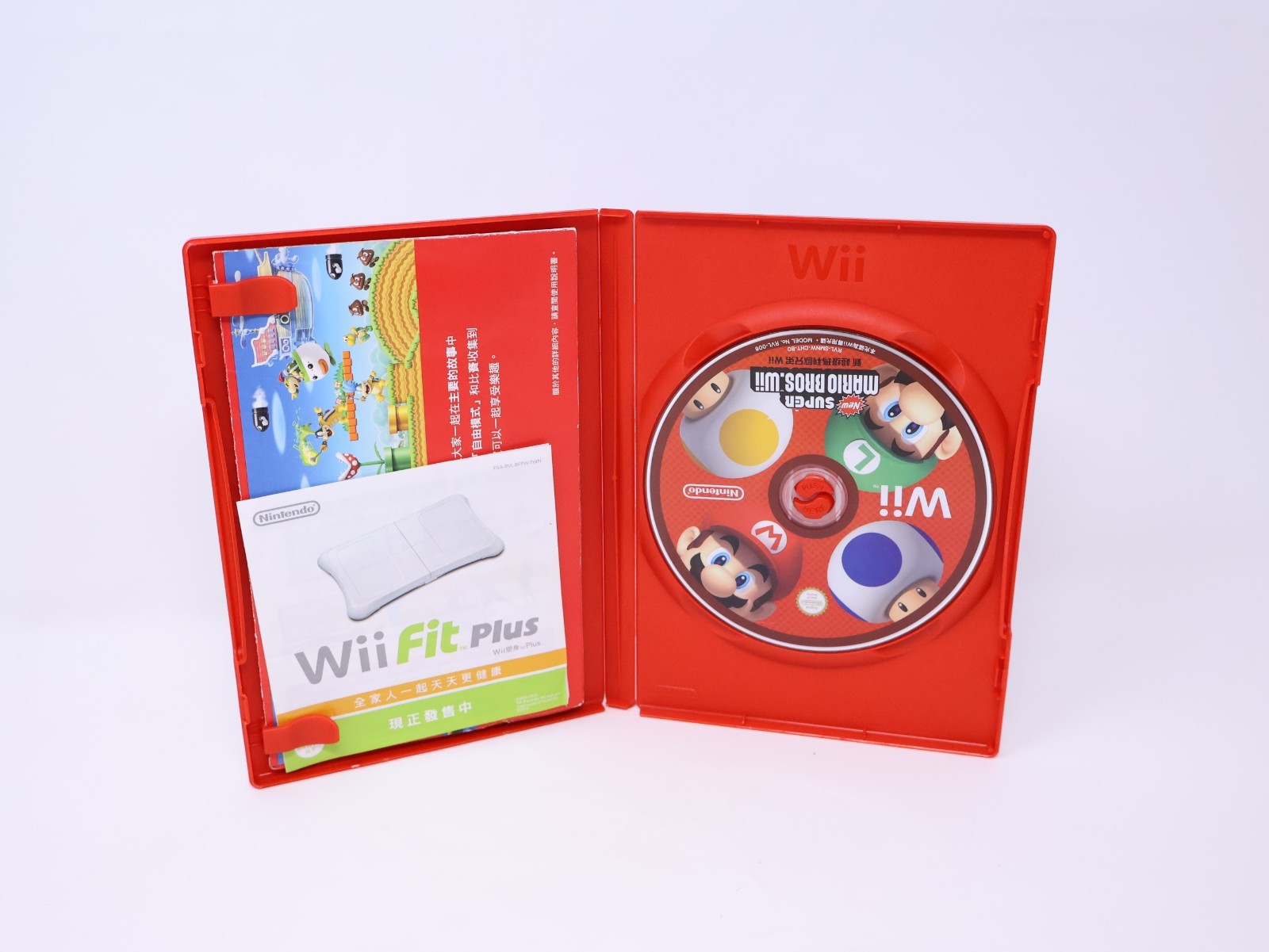 New Super Mario Bros Wii Chinese Taiwan Chinese CIB Box & Manuals US Ship