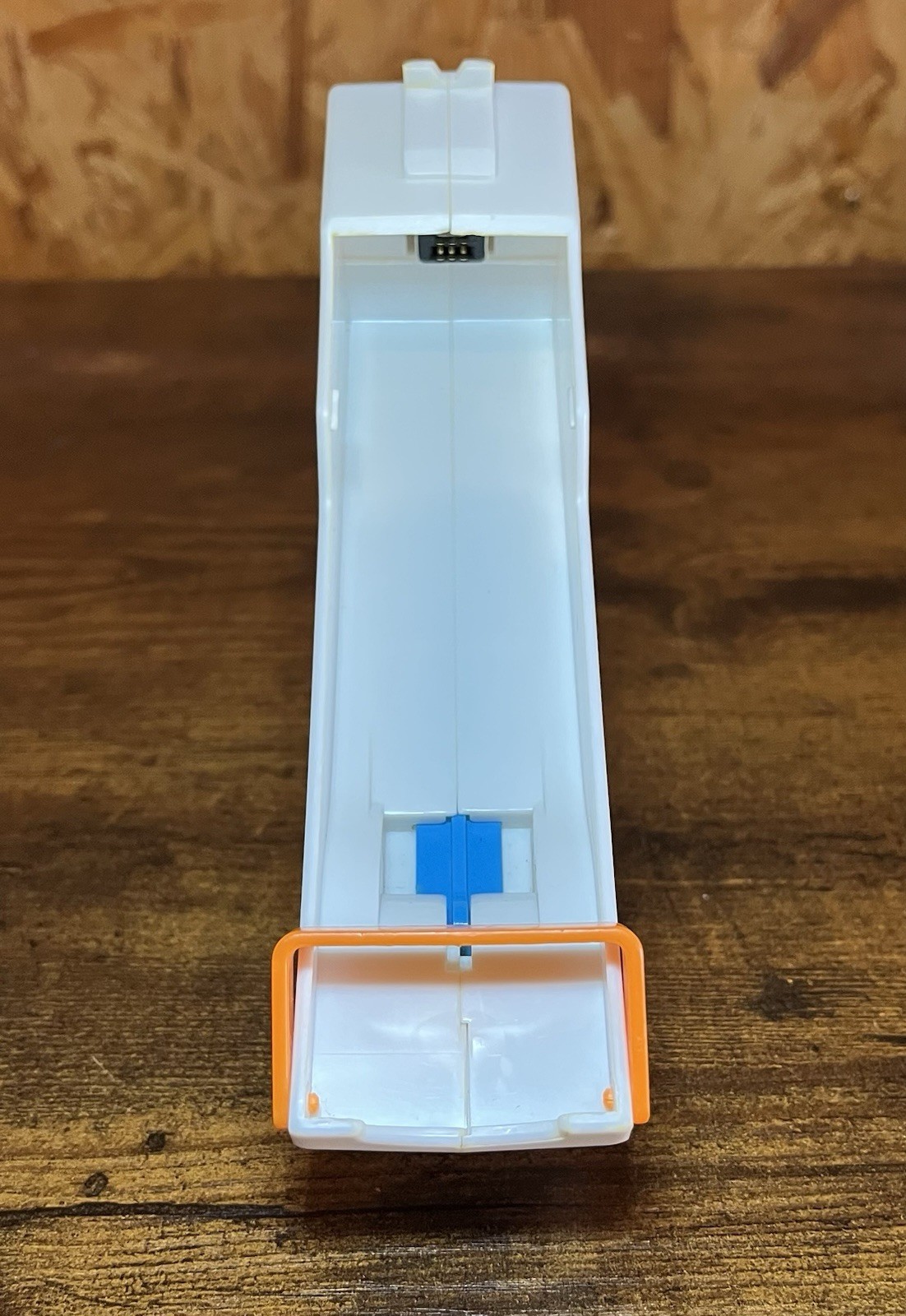 Nyko Perfect Shot Gun Controller for Nintendo Wii White Blue Orange