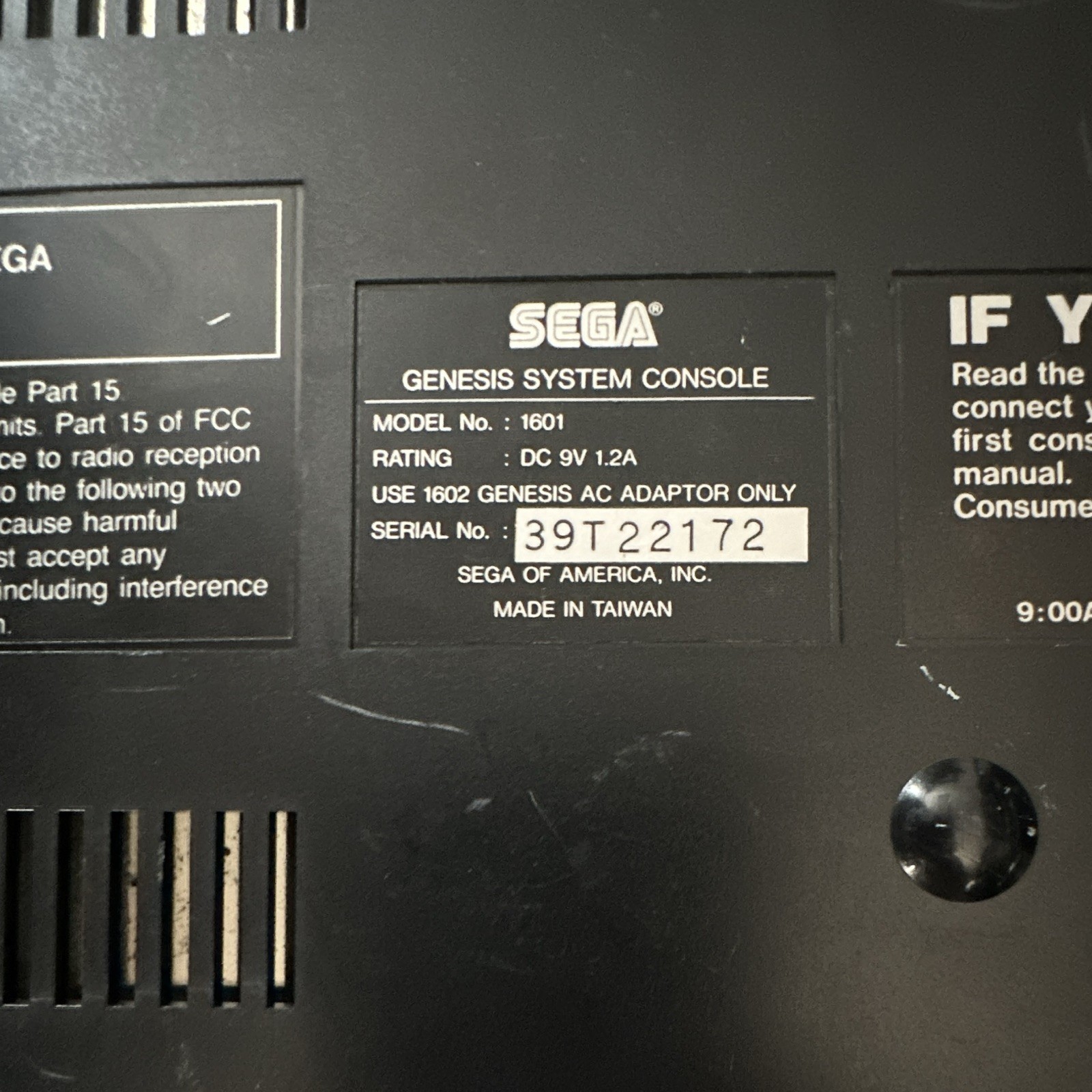 SEGA Genesis 16-Bit Console Lot MK-1601 and MK-1631 4 Controllers + AC Adapters