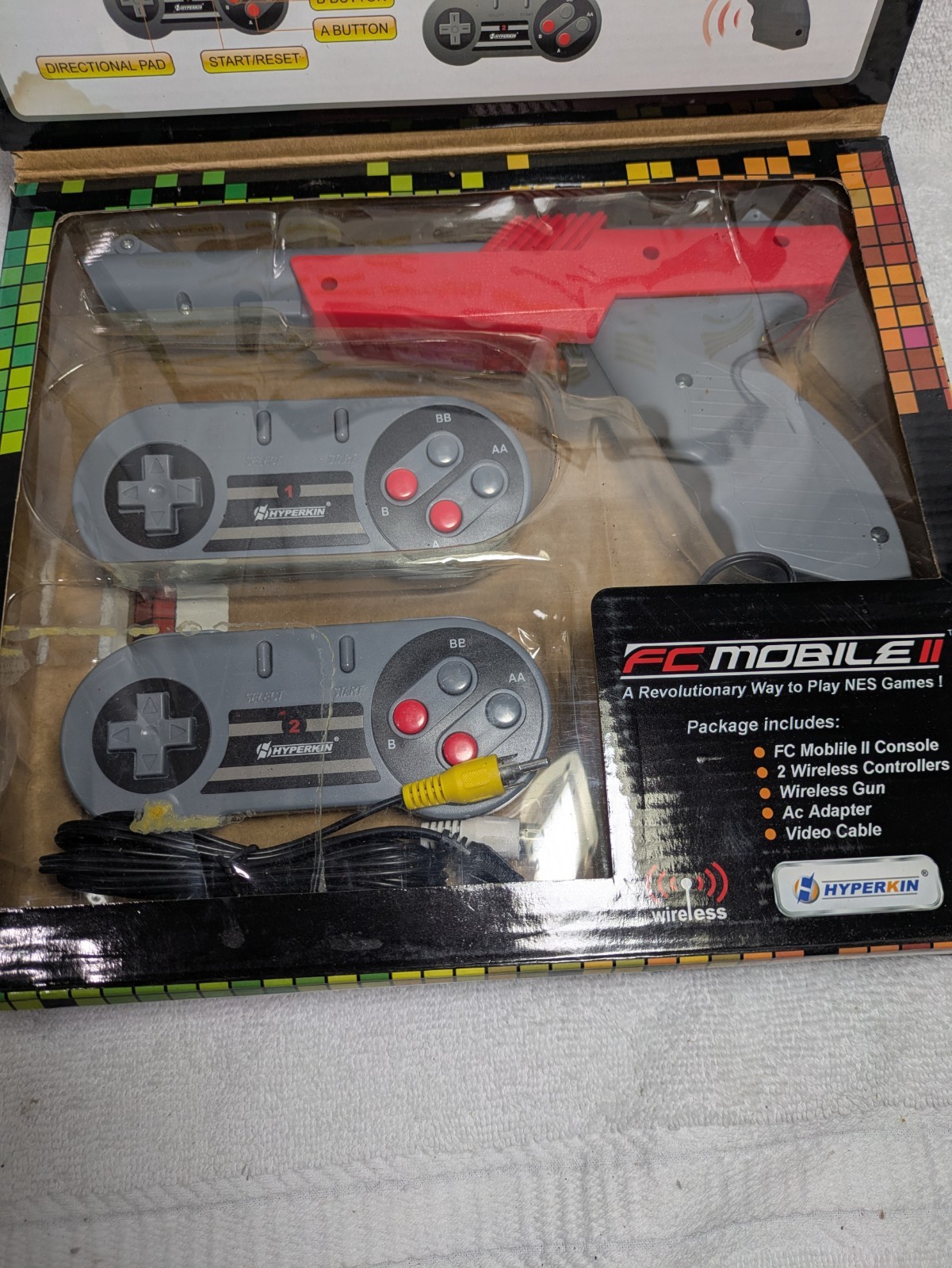 SNES Style Hyperkin 2 USB Wireless Controllers Gun Extra Power Cord and Box READ